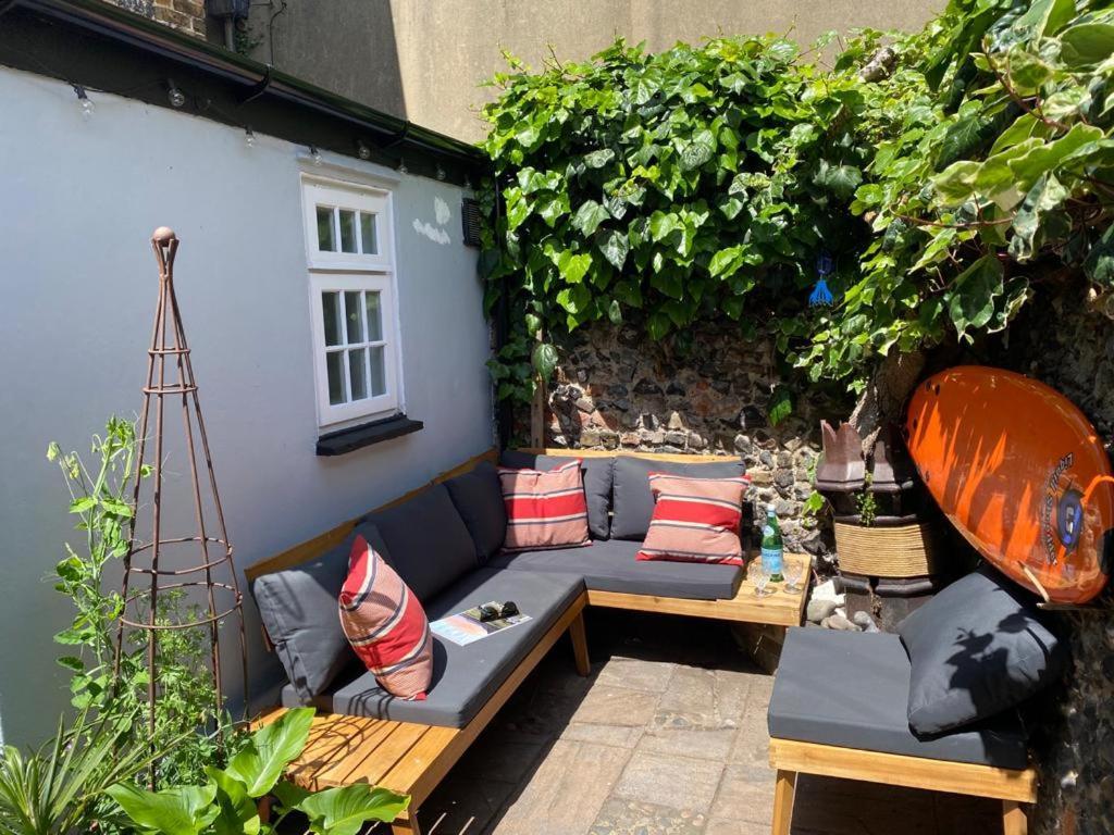 Picturesque Seaside Cottage Next To Viking Bay - Broadstairs Εξωτερικό φωτογραφία