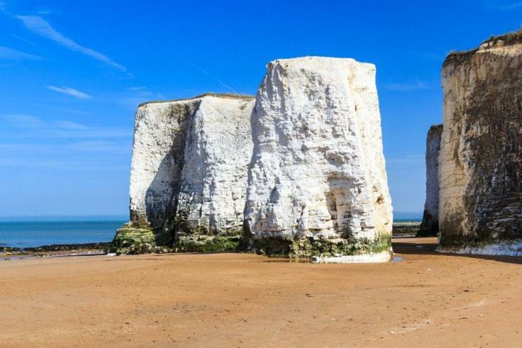 Picturesque Seaside Cottage Next To Viking Bay - Broadstairs Εξωτερικό φωτογραφία