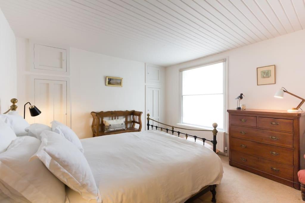 Picturesque Seaside Cottage Next To Viking Bay - Broadstairs Εξωτερικό φωτογραφία