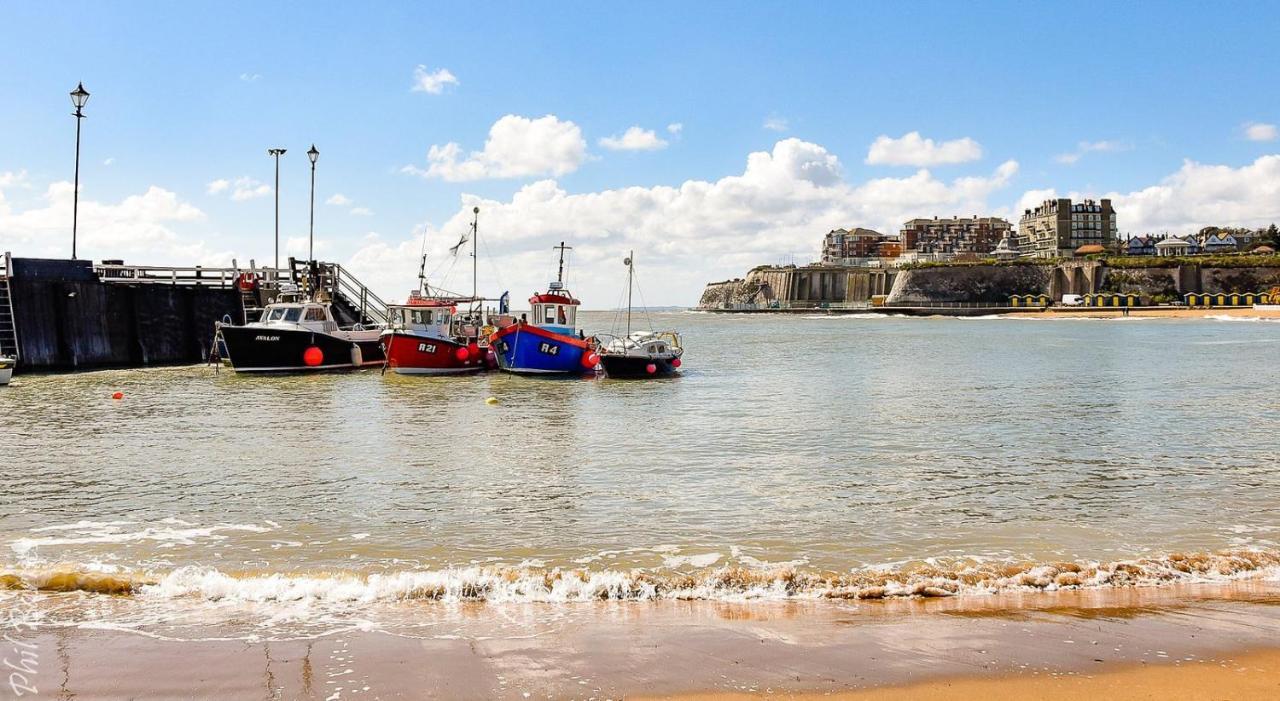 Picturesque Seaside Cottage Next To Viking Bay - Broadstairs Εξωτερικό φωτογραφία